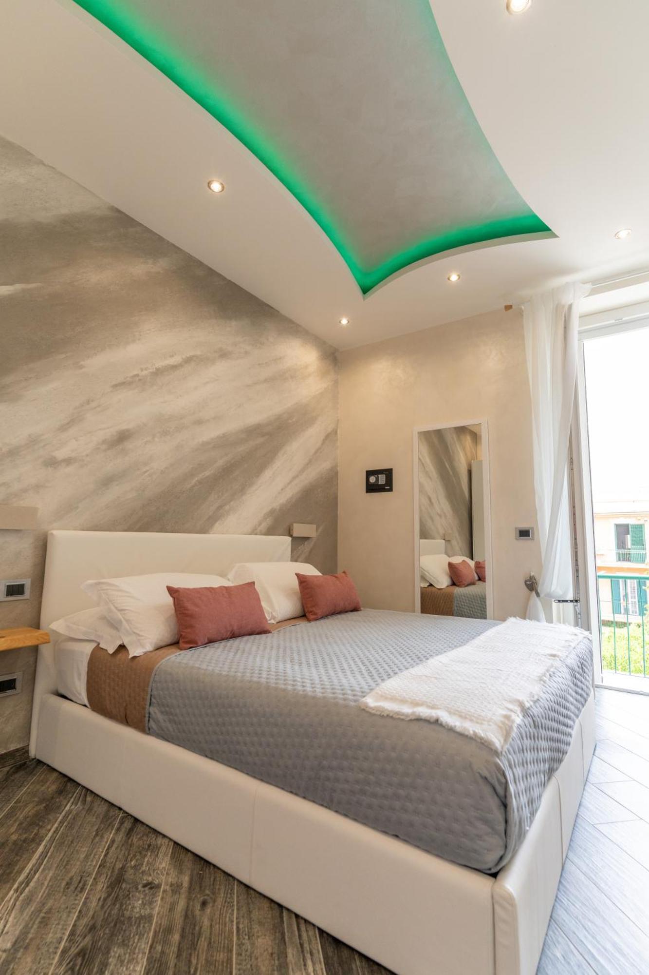Suites Matteotti 57 Civitavecchia Dış mekan fotoğraf