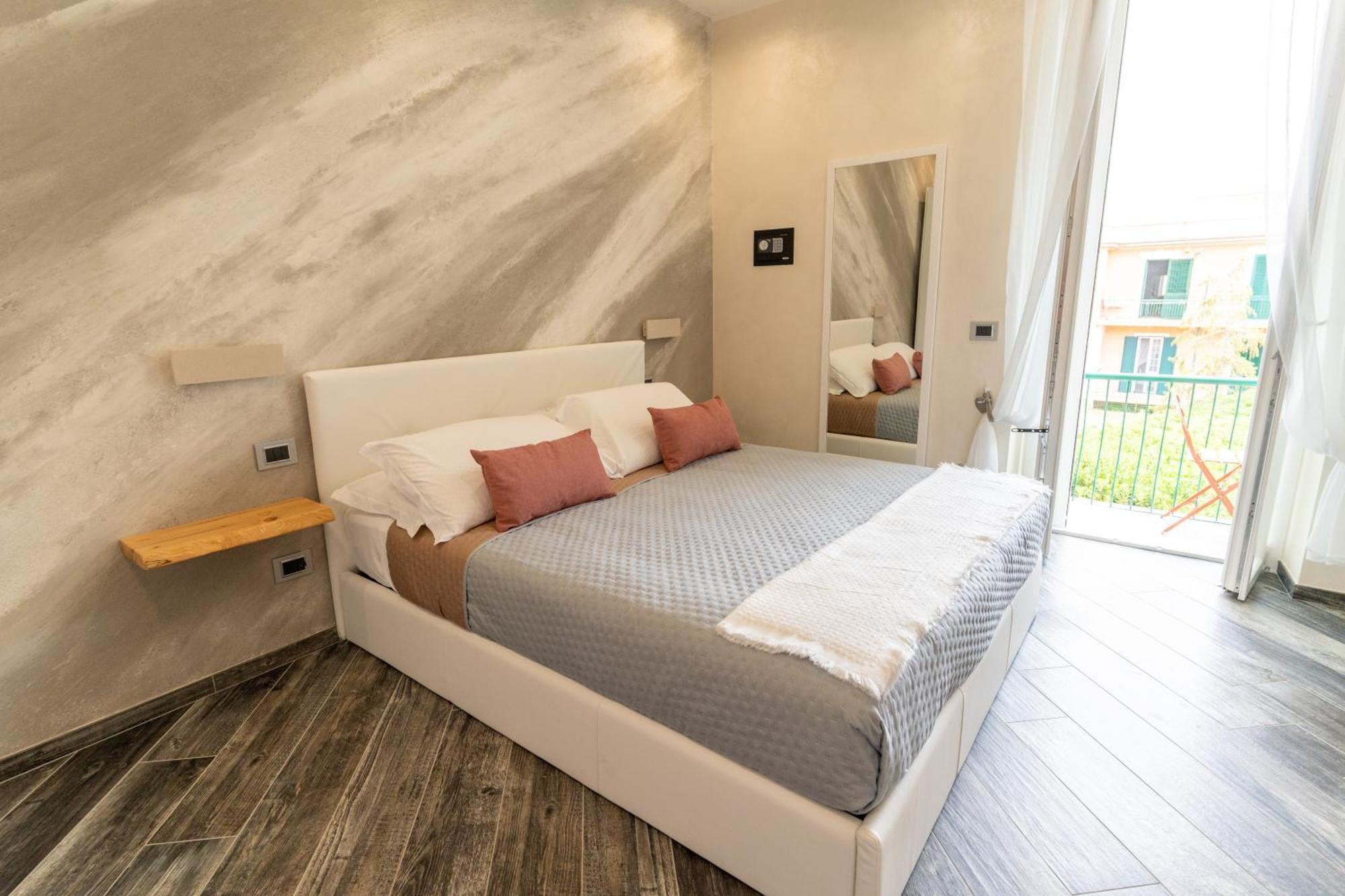 Suites Matteotti 57 Civitavecchia Dış mekan fotoğraf